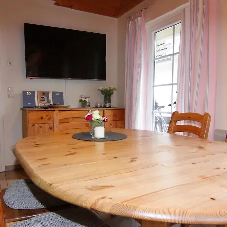 Semi-detached House Bernsteinhaus Ii, Holiday home Trassenheide