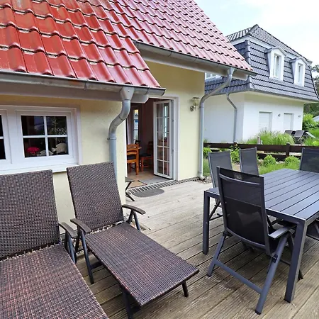 Doppelhaushaelfte Bernsteinhaus Ii, Сasa de vacaciones Trassenheide